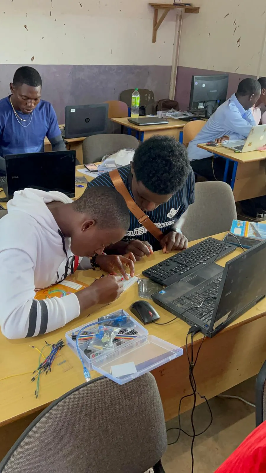 FIPI-Éducation Werkstatt Bafang