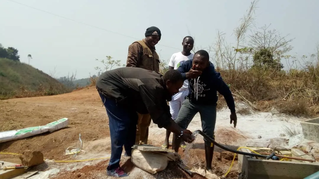 Wasserstelle Dschang-Atotchi